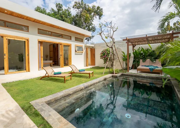 Villa Tropical 2br With Jungle View & Private Pool
